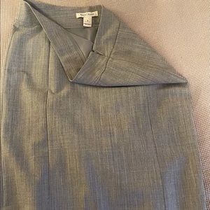 Grey Pleated Back skirt